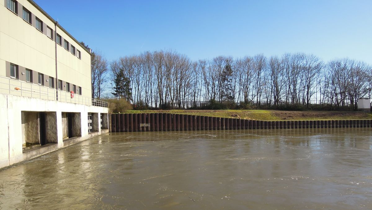 A hydropower plant in the sunshine