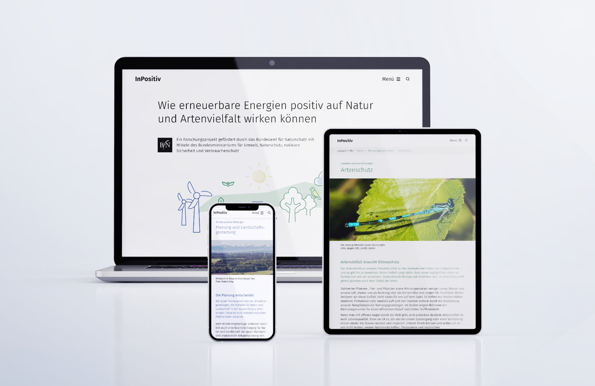 Mehrere Bildschirme mit der Website erneuerbare-energien-und-natur.de